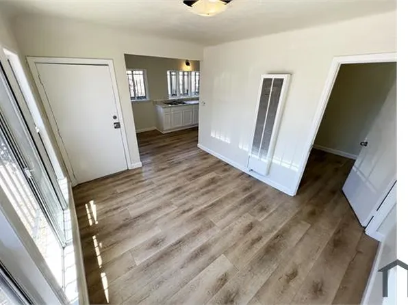 2915 W Florence Ave, Los Angeles, CA 90043