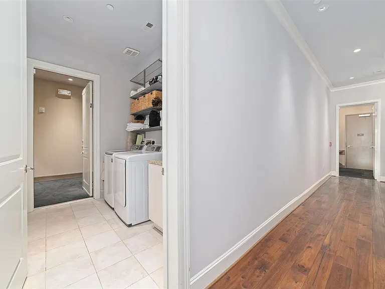 2221 Welch St #201 — Photo 6