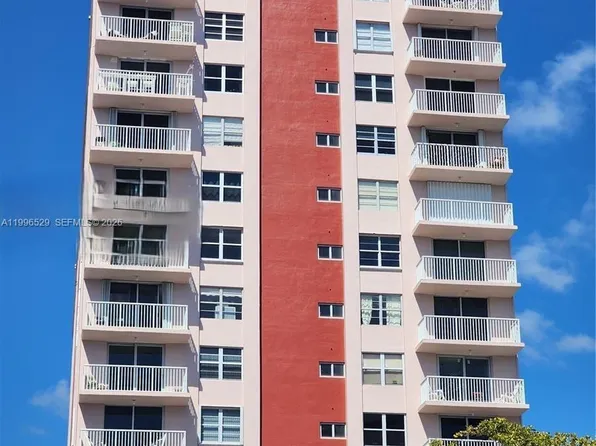 3161 S Ocean Dr APT 809, Hallandale, FL 33009