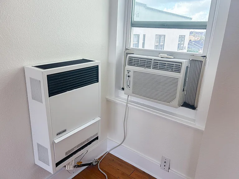 4440 Burns Ave #11 — Photo 9