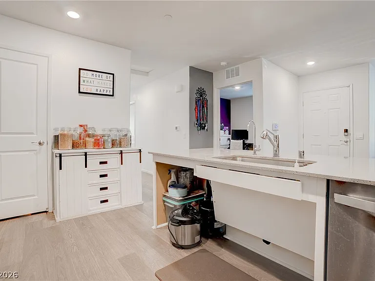 7890 Aurora Sky St #2 — Photo 5