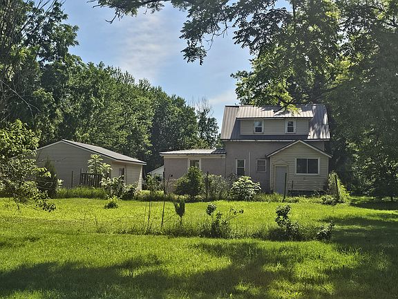 2nd image of S12702 Elm St