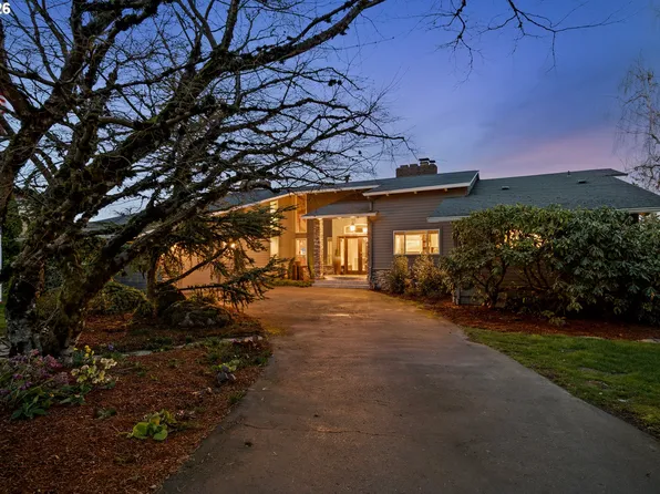 9870 SE French Acres Dr, Happy Valley, OR 97086