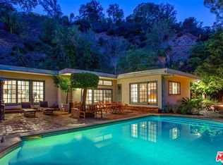 10213 Cielo Dr, Beverly Hills, CA 90210