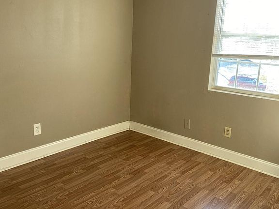 4th image of 1401 Meeks St APT C5
