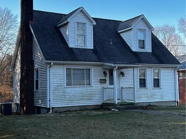 314 E Beaver St, Zelienople, PA 16063