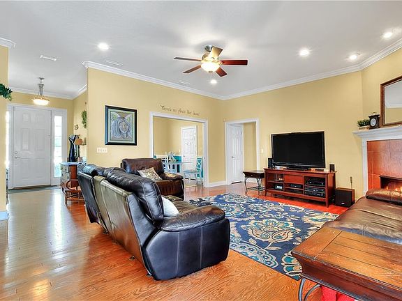 4th image of 1865 Orangewood Ct