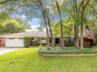 2007 Botts Dr, Arlington, TX 76012
