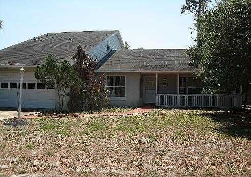 1st image of 521 Blackstone Ave