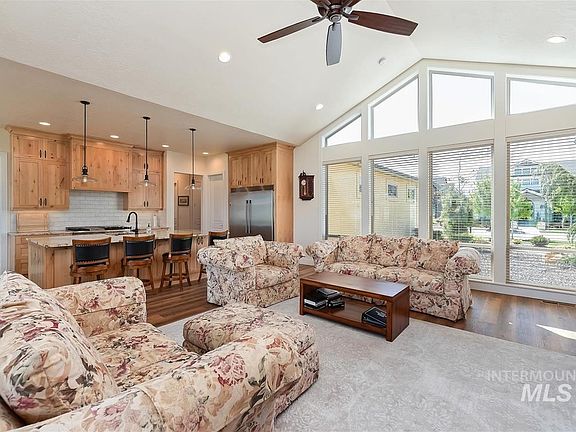 4th image of 6810 S Pemberley Way