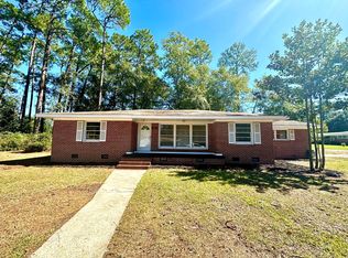 105 Pinecrest Dr, Dothan, AL 36301
