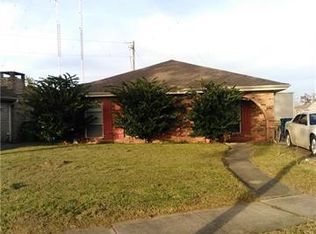 809 Petite Dr, Chalmette, LA 70043
