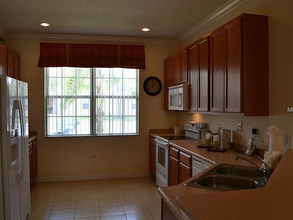 4th image of 3099 Seaview Castle Dr