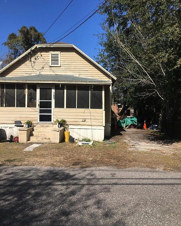 1st image of 783 E 59th St