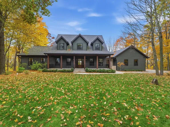 N7628 Royal And Ancient Dr, Elkhart Lake, WI 53020