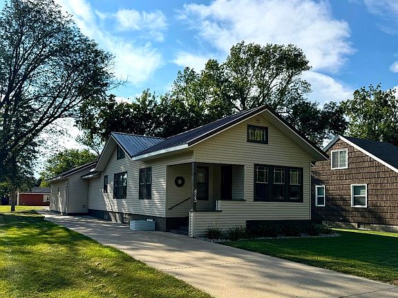 4th image of 423 Kasan Ave