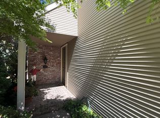 420 Wyndgate Rd, Sacramento, CA 95864