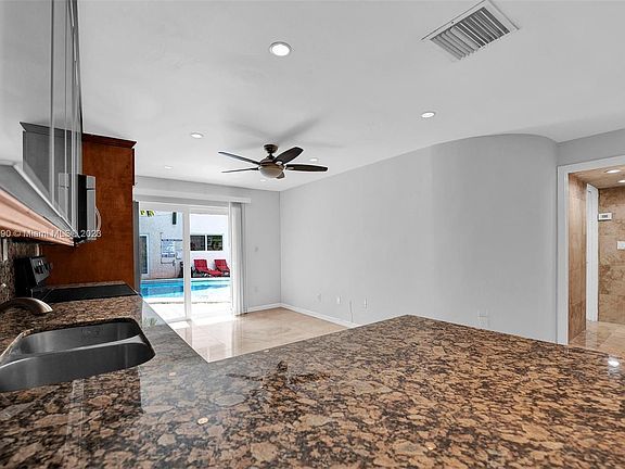 3rd image of 1777 Michigan Ave APT 104