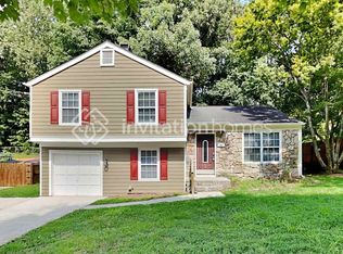 180 Birch Rill Dr, Alpharetta, GA 30022