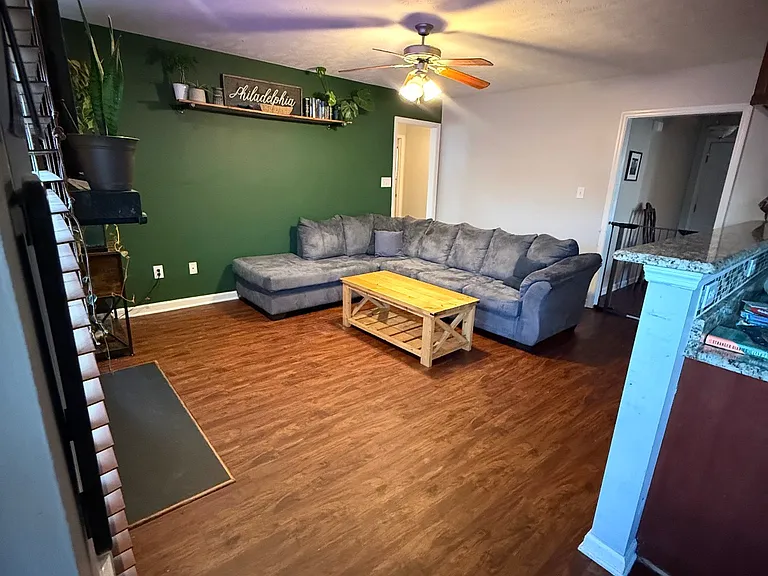 559 Cypress Pond Dr — Photo 3