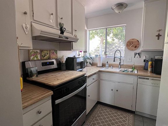 5th image of 4734 Rim Rock Rd