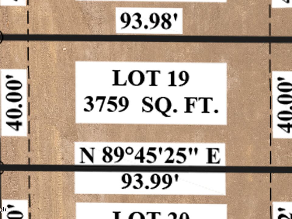 2nd image of 150 Royal Cir