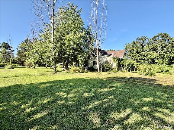2nd image of 18629 Prairie Dr