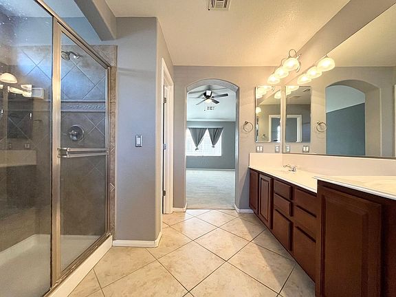 5th image of 8273 Settlers Inn Ct