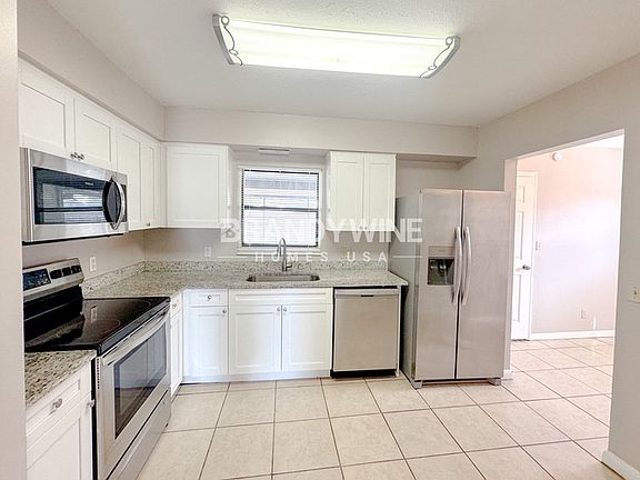 3rd image of 7901 Austin Rd
