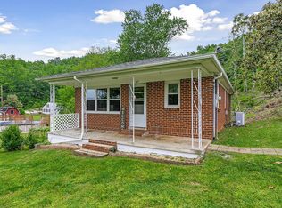 307 Miller St, Livingston, TN 38570