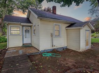 310 Ballard Ave, Mishawaka, IN 46544