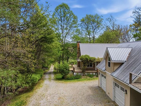 2nd image of 2685 Messer Rd