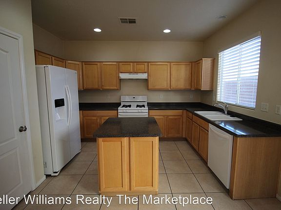 4th image of 10900 Avenzano St