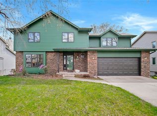 5416 Boulder Dr, West Des Moines, IA 50266