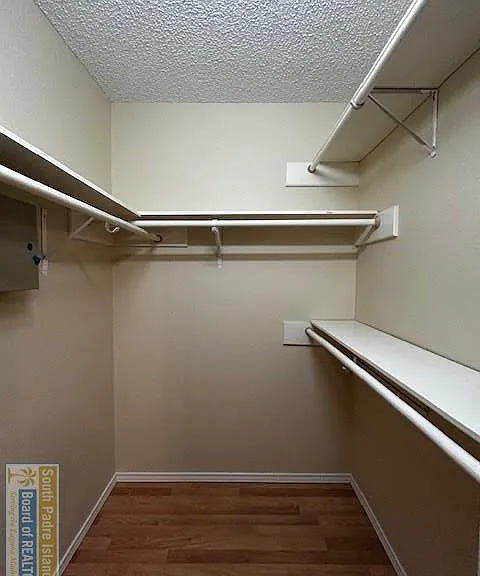 944 Alta Mesa Blvd — Photo 11