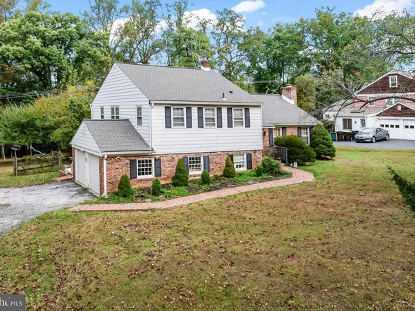 387 Devonshire Rd, Devon, PA 19333