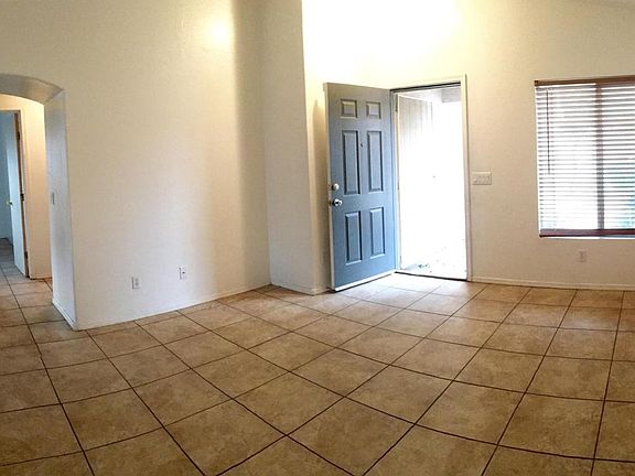 5th image of 11217 W Campbell Ave