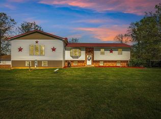 9180 Crossman Rd, Bonne Terre, MO 63628