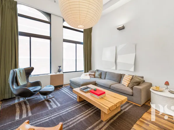 67 East 11th Street 517 image 2 of 12