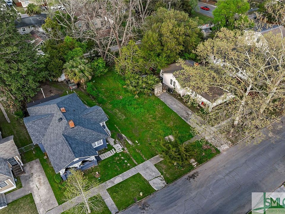 2nd image of 1320 E Duffy Street