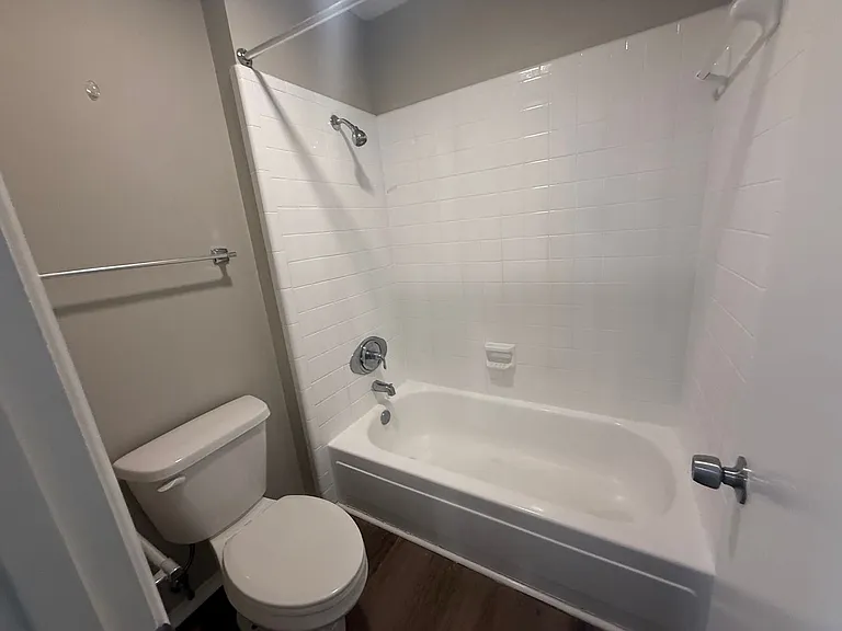 32 Del Tara Dr — Photo 14
