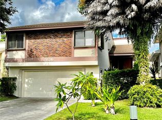 21736 SW 99th Ave, Cutler Bay, FL 33190