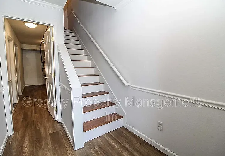 12824 103rd Pl NE #12824 — Photo 2