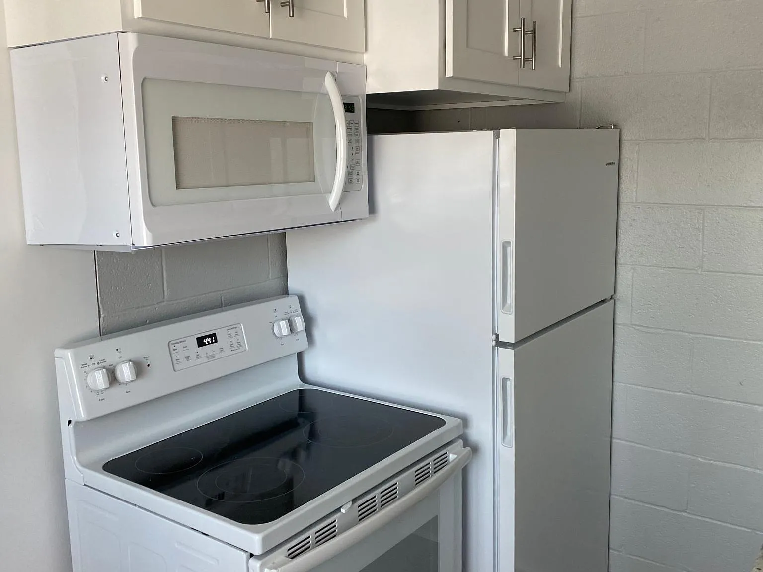 1 bed, 432 sqft, $700 — Photo 2