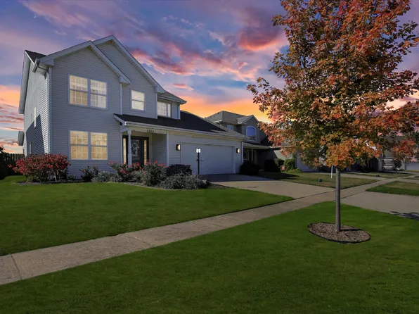 1315 W Ridge Ln, Champaign, IL 61822