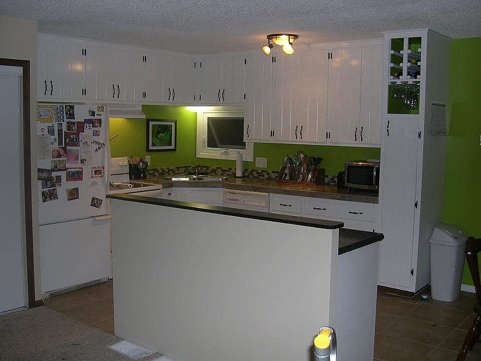 1st image of 8240 Douglas Cir N