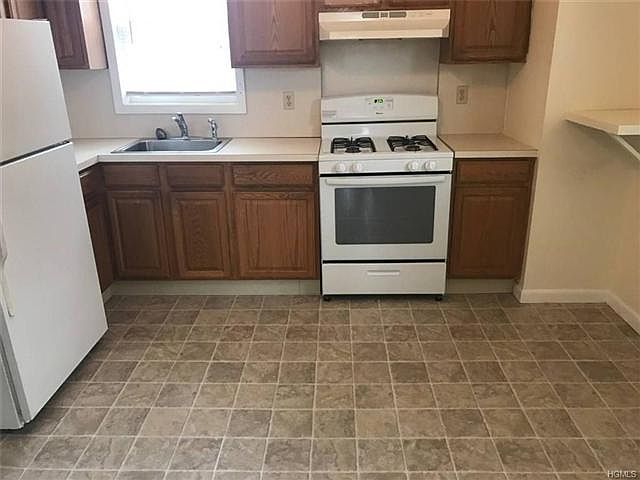 1st image of 181 Grand St