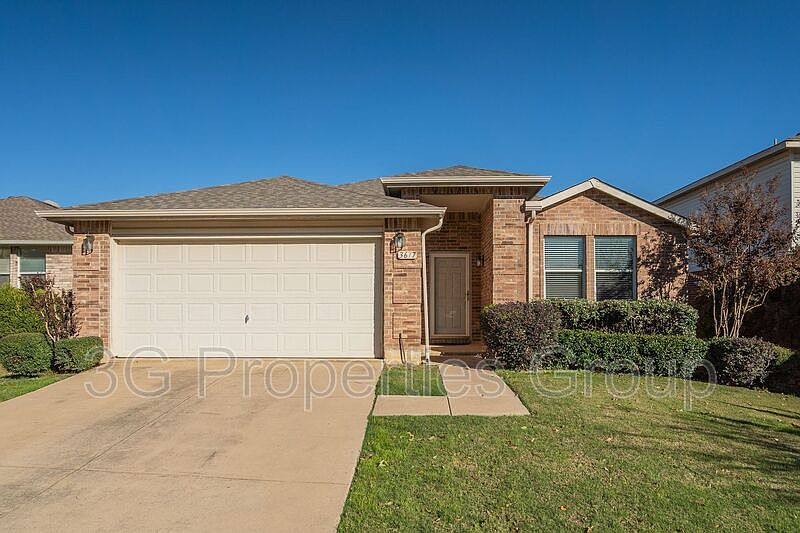 1st image of 3617 Lipizzan Dr