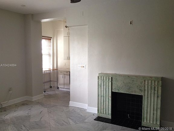 3rd image of 2421 Lake Pancoast Dr APT 2D