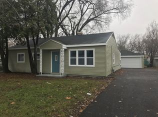 121 S Hammes Ave, Joliet, IL 60436